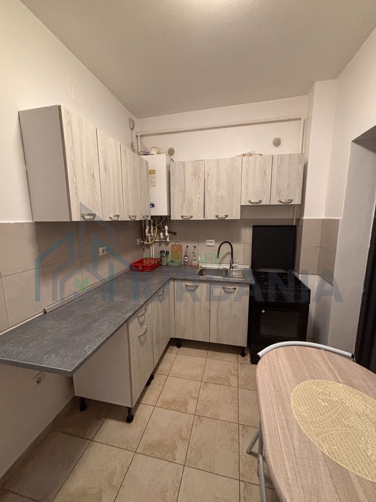 Apartament 1 cameră decomandat, Hlincea - mobilat, cu parcare și grădină - Poză 3