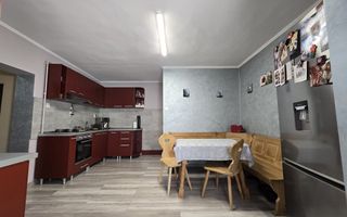 Casa in Livezeni , 140  mp utili , in centrul localitatii . - Poză 11