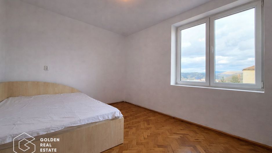 Apartament 3 camere, etaj 3, oras Lipova - Poză 6