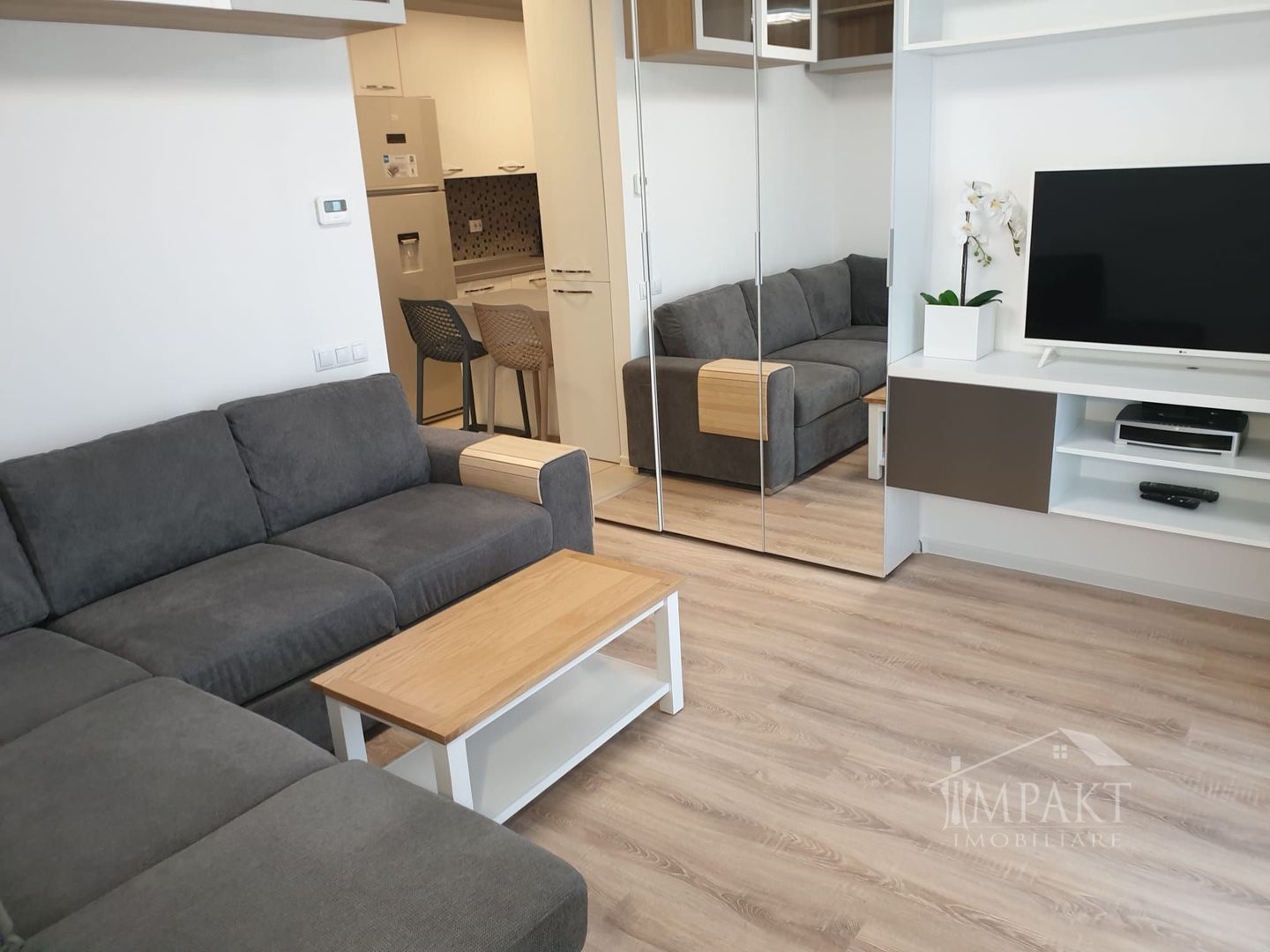 Apartament modern cu 2 camere in Buna Ziua - Poză 1