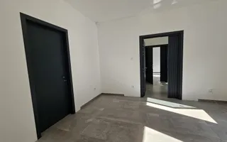 Sediu Birouri 140 mp | Vilă Individuală Singur Curte | Zonă Centrală | Parcare - Poză 15