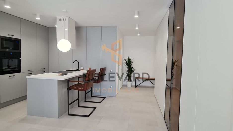 Apartament cu 2 camere  ultrafinisat! Zona strazii Frunzisului! - Poză 1