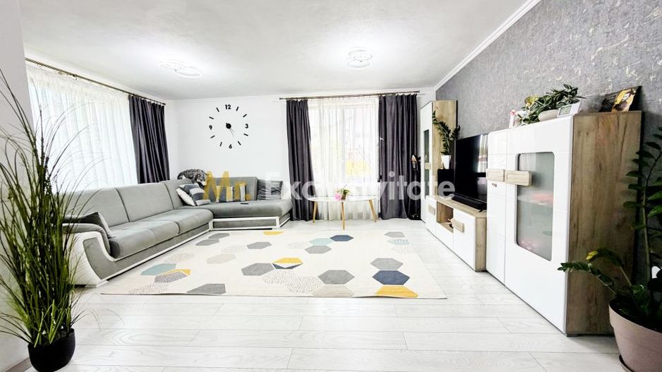 Casa moderna la cheie cu teren 485 mp Stefanesti - Poză 11
