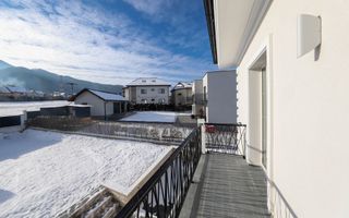 Casă ideală pentru familie în Brașov, Bunloc – spațioasă, luminoasă, priveliște - Poză 47