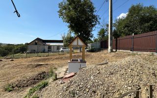 Casă și teren de vânzare în Parincea jud. Bacău. - Poză 7