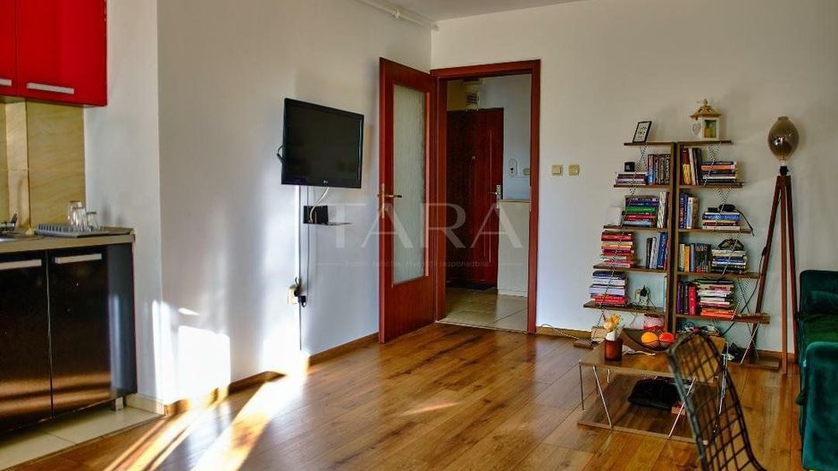 Apartament modern,  complet mobilat și utilat, zonă excelentă. - Poză 4