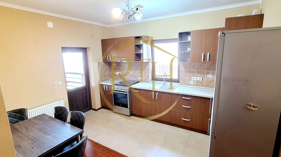 Oferim spre inchiriere, casa-duplex, 4 camere, Dumbravita aproape de Lidl - Poză 8