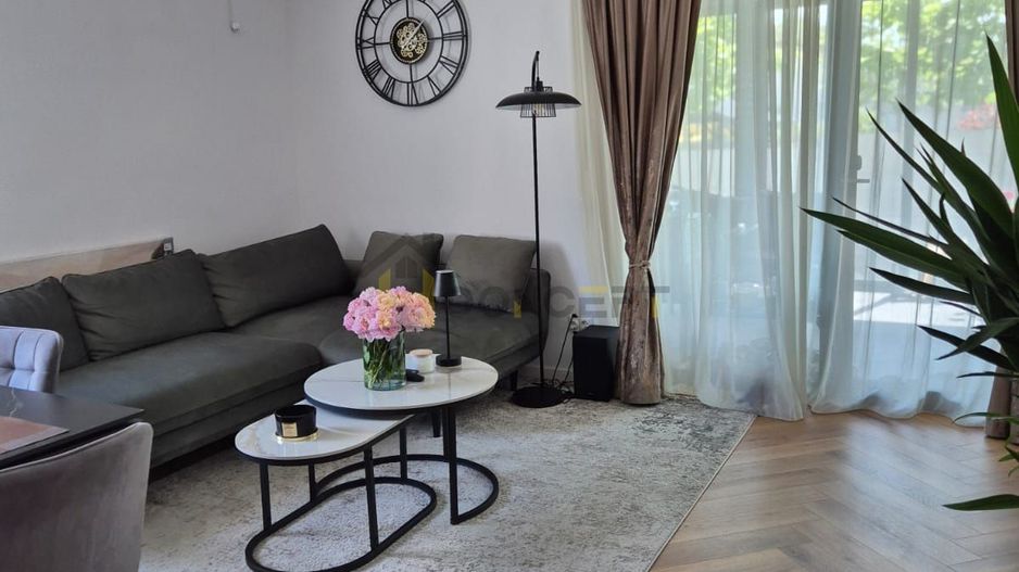 Vila spatioasa 4 camere Str Sperantei Berceni - Poză 1