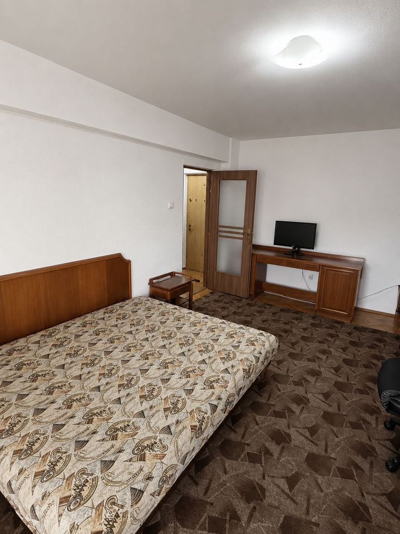 Apartament 3 camere, decomandat, 73 mpu, 1 balcon, Cetate, Alba Iulia - Poză 1