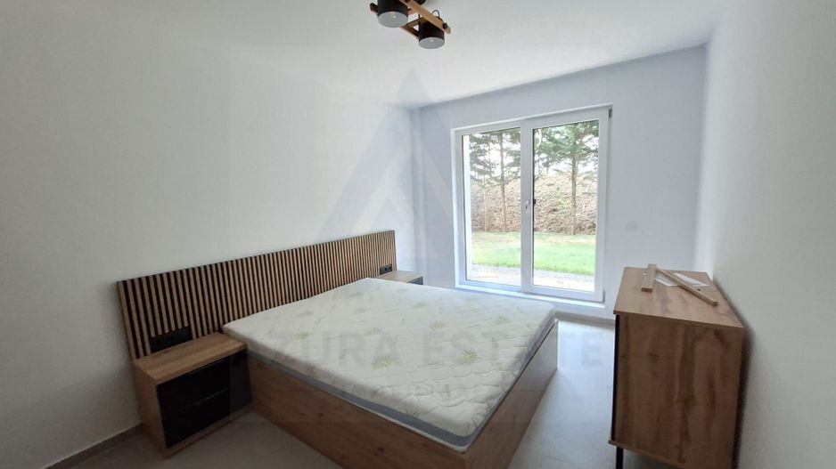 Apartament premium 61.4 mp utili 3 camere 2 bai curte 50 mp Cristian - Poză 1