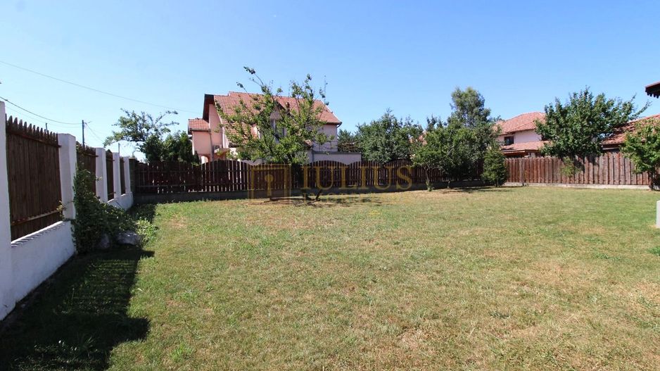 Apartament la curte, 2 băi, loc de parcare, zona linistita, dressing - Poză 10