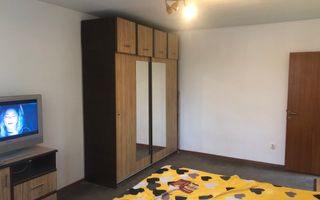 Apartament 2 camere, 3/7, decomandat, Berceni, Comision 0% - Poză 2