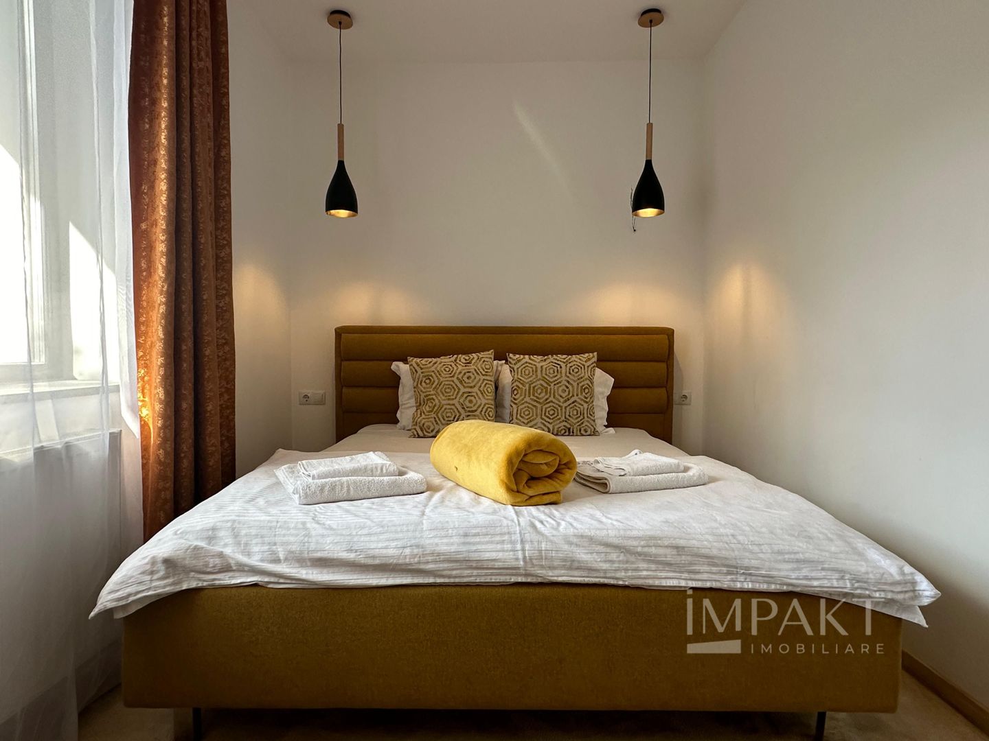 Casa cu 3 camere, terasă și parcare Semicentral - Poză 2