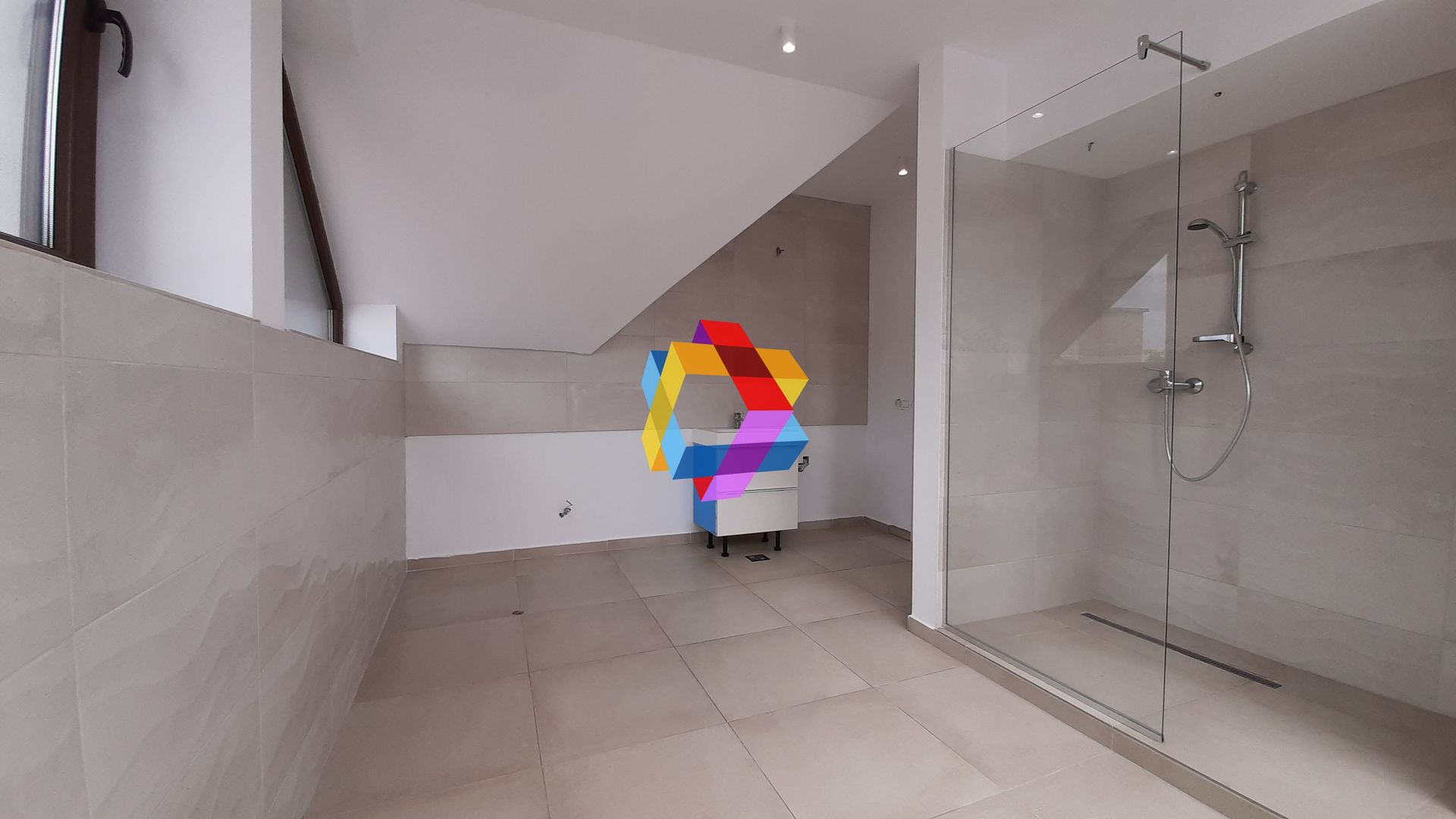 Spatiu de birouri deosebit - 160 mp - Poză 12