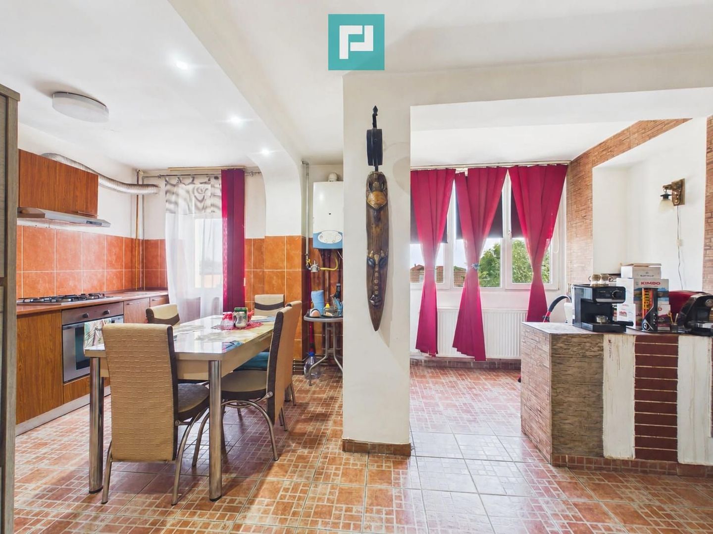 Apartament cu 3 camere, zona Soarelui - Poză 2