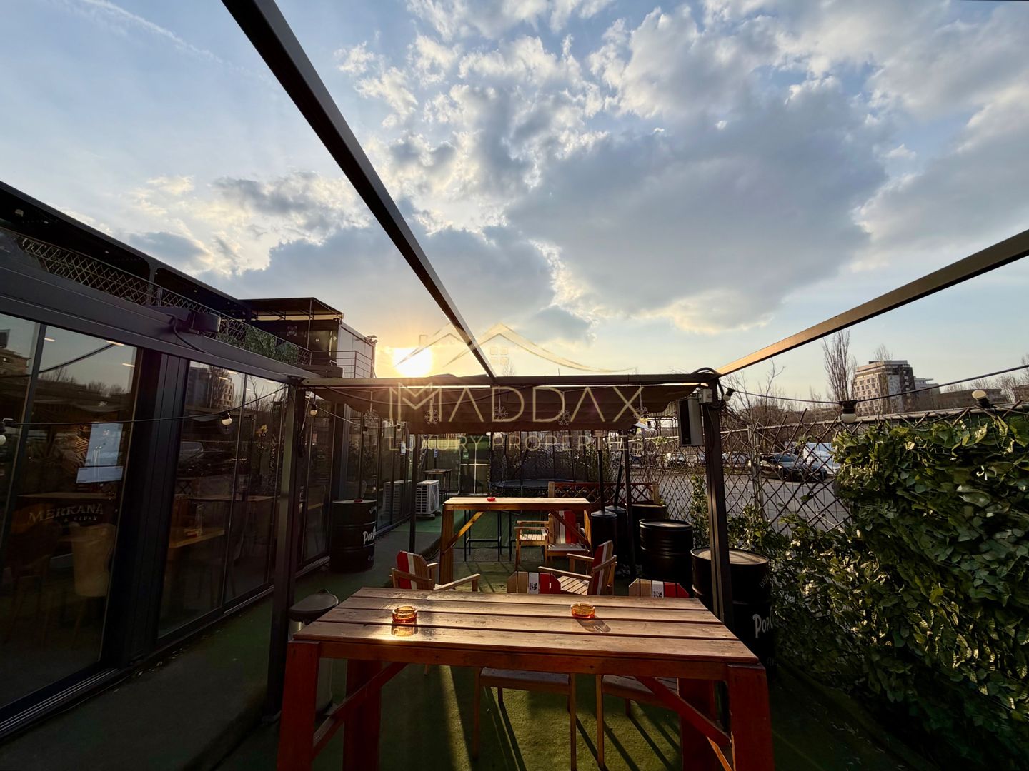 Spatiu Comercial  *731mp* / VAD stradal 31m / 19 locuri de parcare // Unirii - Poză 4