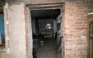 Casa singur in curte - zona Schei CP2392742 - Poză 21