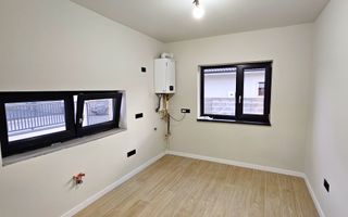 Casa 4 camere, 355 mp teren, gata de mutat, cartier Orizont - Poză 6