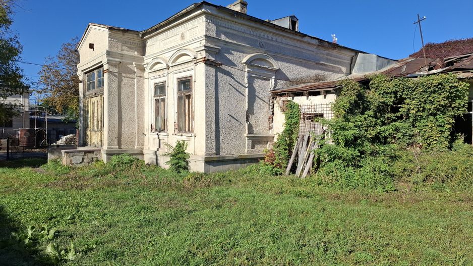 Proprietate istorică în centrul Focșaniului - Poză 9