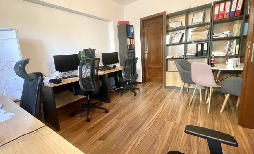 APARTAMENT  BIROURI ZONA DOROBANTI - Poză 17