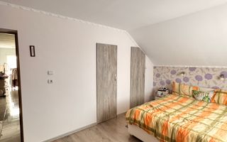 Vilă spațioasă cu 6 camere – Cartierul Viena, Oradea - Poză 15