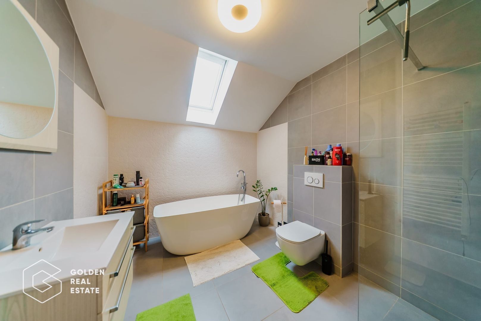 Vila 5 camere, gata de mutare, teren 700 mp, strada privata- Gradiste - Poză 16