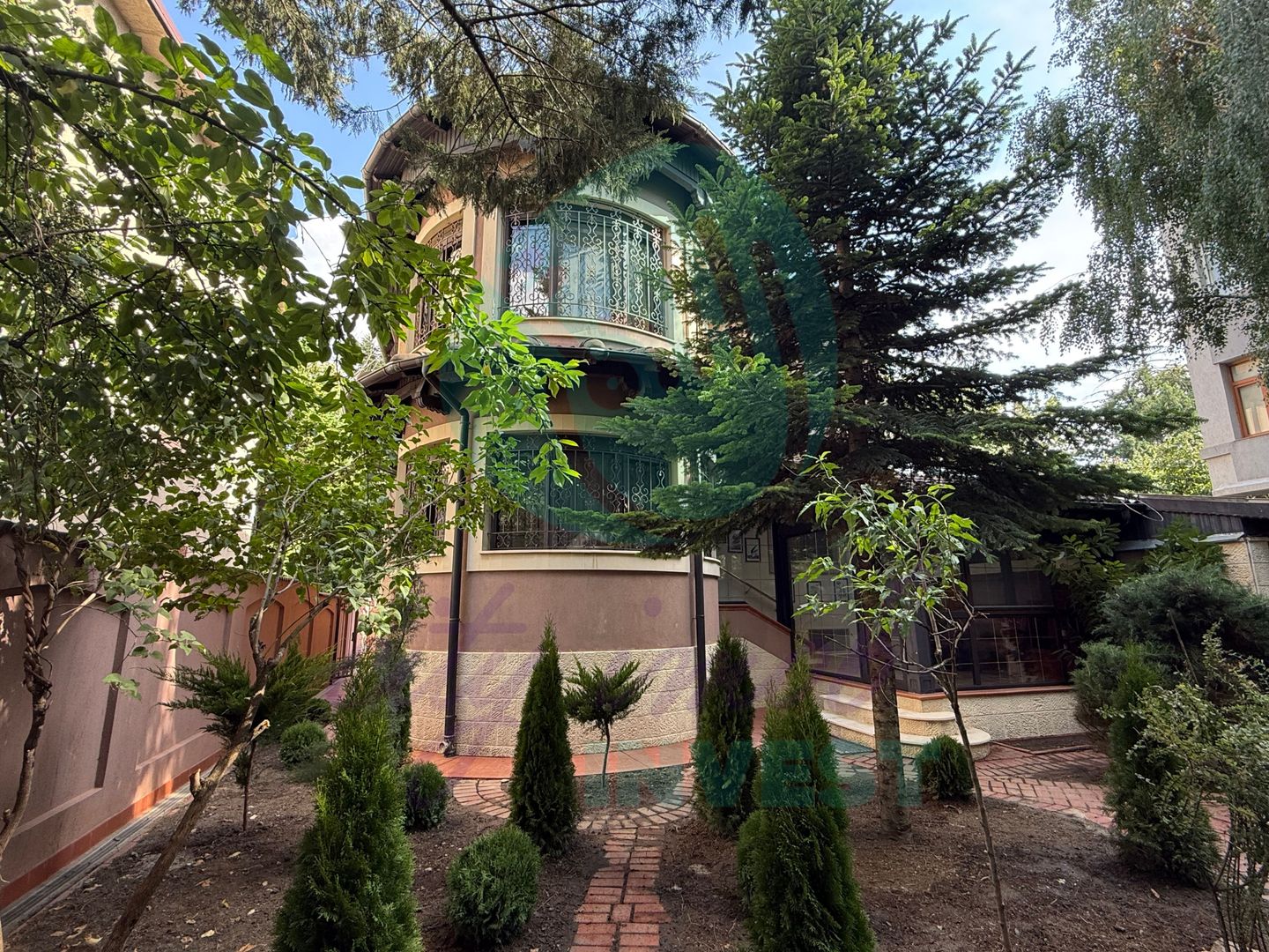 Vila eleganta si rara in cartierul Domenii - Poză 23
