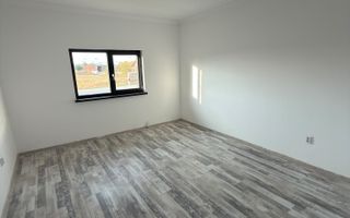 🏡 VILĂ DEOSEBITĂ 250 MP UTILI,1800 MP TEREN , TUTORA –  187.000 €! 🏡 - Poză 6