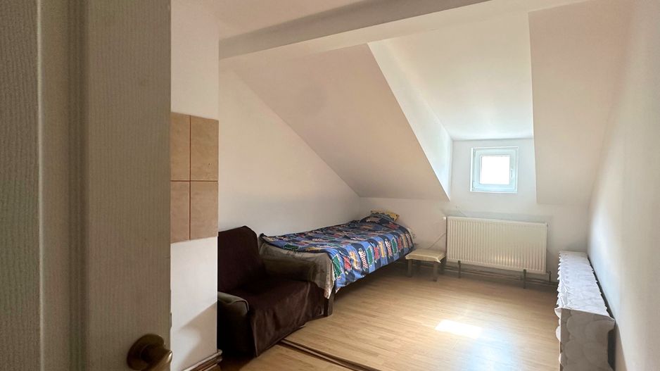 Vânzare casă Individuală 12 Camere la 5 minute de Castelul Bran - Poză 11