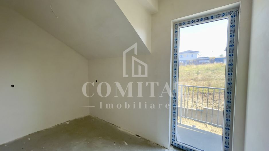 Case cuplate finalizate la intrare în Chinteni - Poză 12