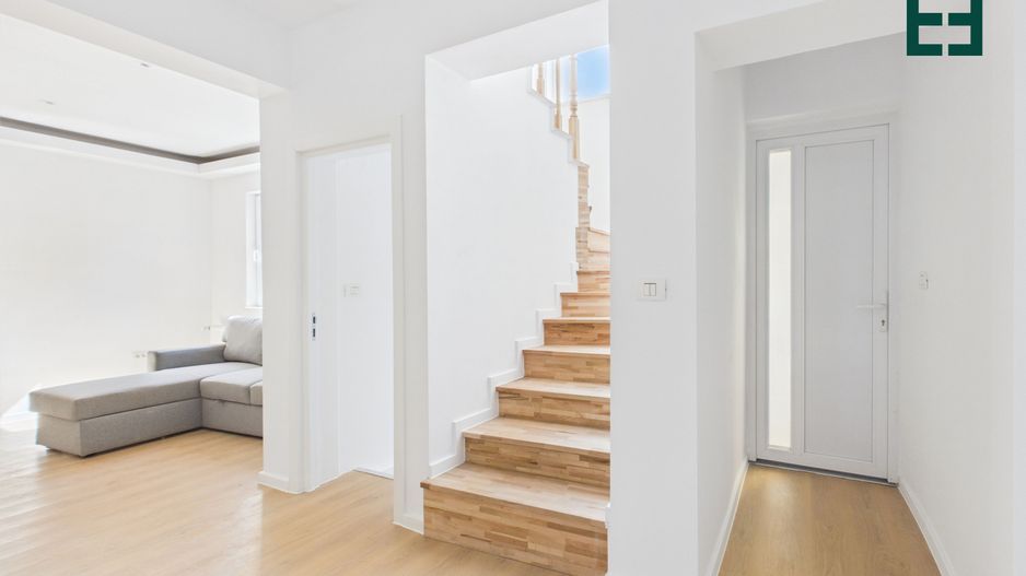 Casă cu 5 camere - Zona Dumbrăvița - Timișoara - Poză 12