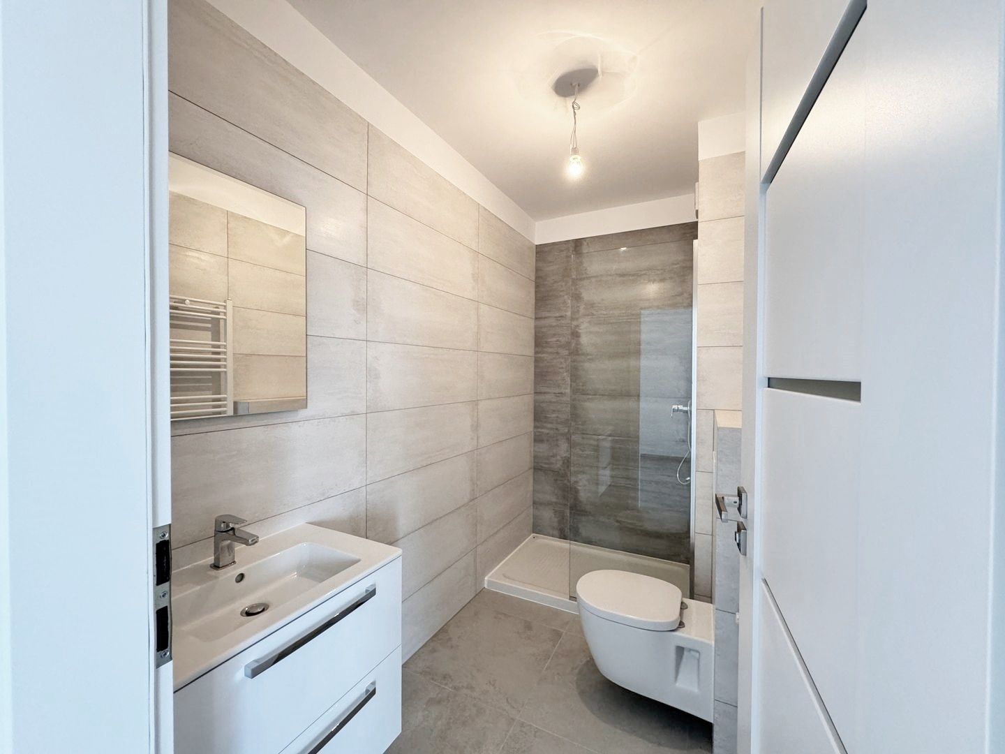 Apartament cu 3 camere, Adora Park. cu 2 locuri de parcare - Poză 7