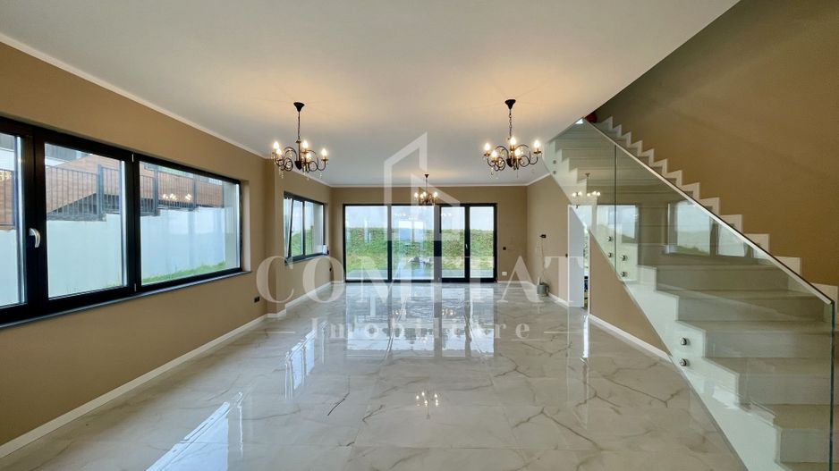 Casa individuală| panoramă | 930 teren | zonă de case și vile - Poză 2