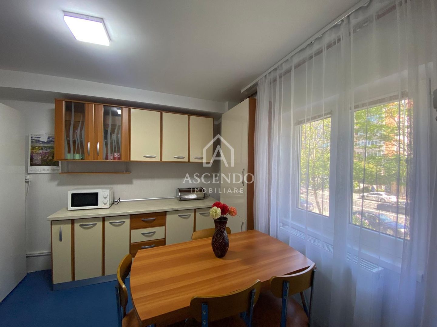 Apartament 4 camere | Etaj 1 | Bulevard principal | Alexandria - Poză 4