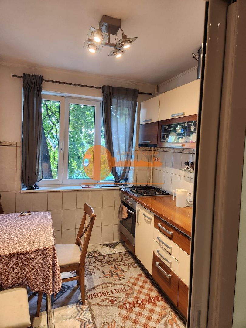 Apartament 3 camere Apusului - Poză 3