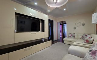 Apartament 4 camere de închiriat - Nicolina, Strada Salciilor, Iași - Poză 1