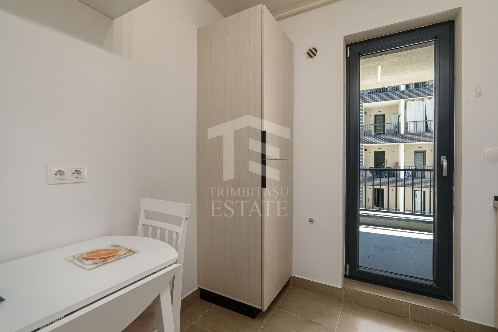 Inchiriere 2 Camere Porsche Pipera - H Pipera Lake, parcare inclusa - Poză 16