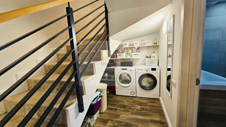 Casă spațioasă cu 4 camere și curte proprie – ideală pentru familie - Poză 20