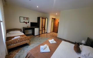 Pensiune de vanzare in Eforie Nord - Poză 7