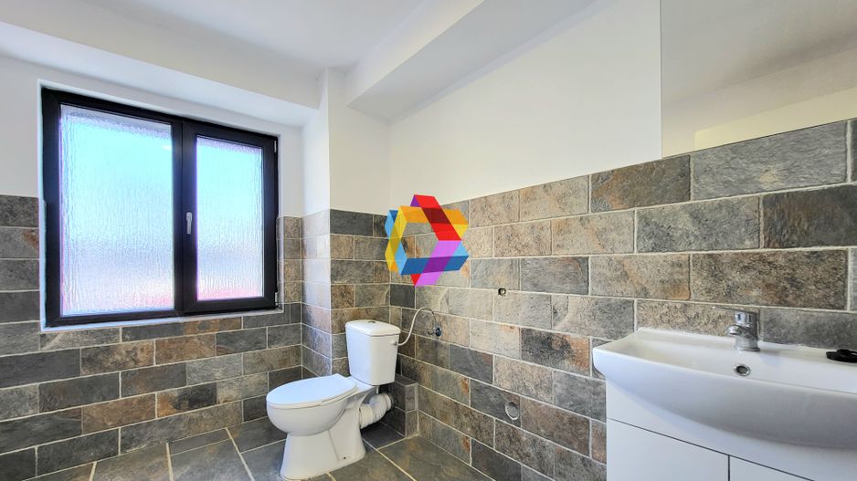 Spatiu de birouri - 230 mp # spatii-comerciale-brasov.ro - Poză 6