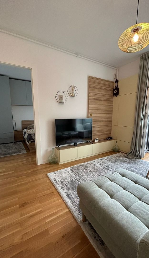 Apartament 2 camere Stefan cel Mare complex C-entral - Poză 1