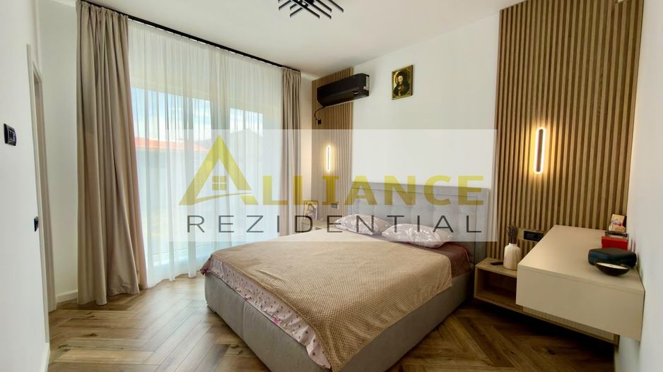 CASA PARTER-4 CAMERE- TEREN 444 MP-STR.MIORITA - Poză 14
