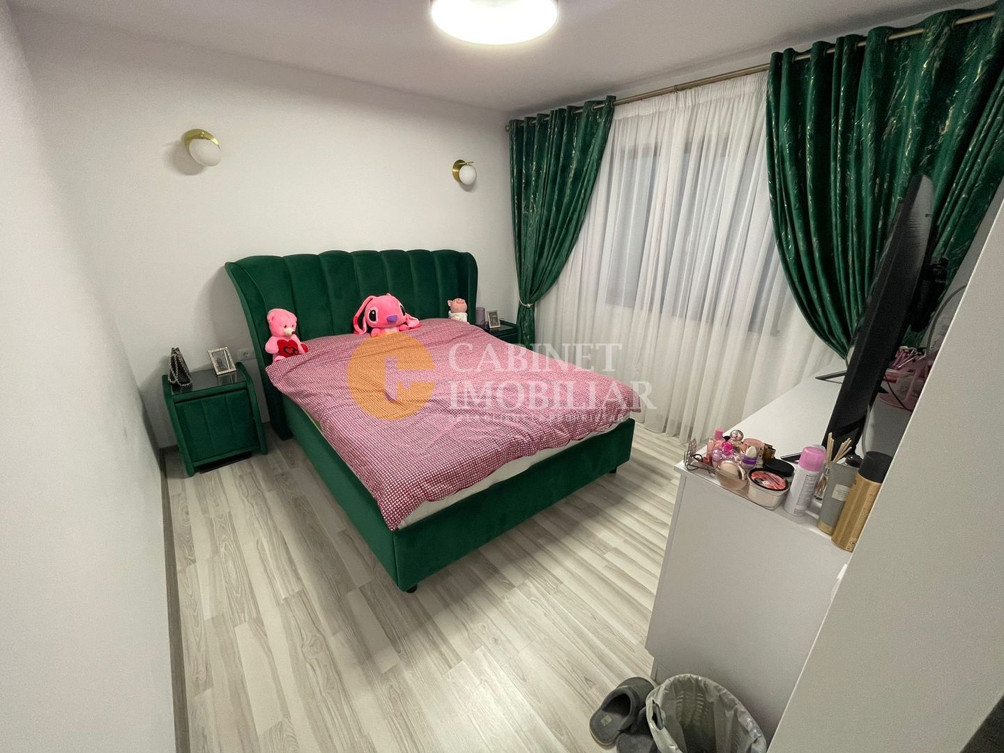 Vila 4 camere PREMIUM - mobilata - intabulata - La asfalt - Poză 11