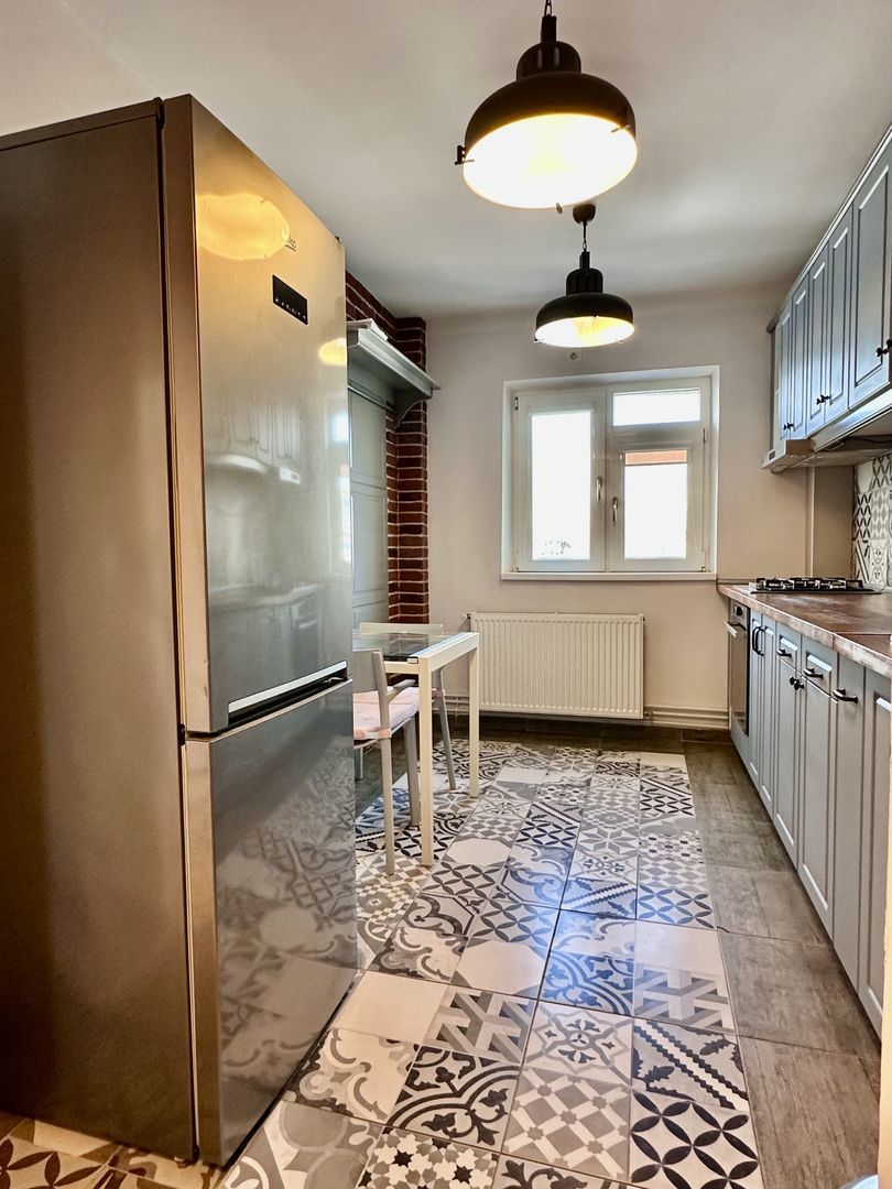 Apartament 3 camere V.V. Stanciu 7 | Timpuri Noi | Renovat - centrala termica. - Poză 3