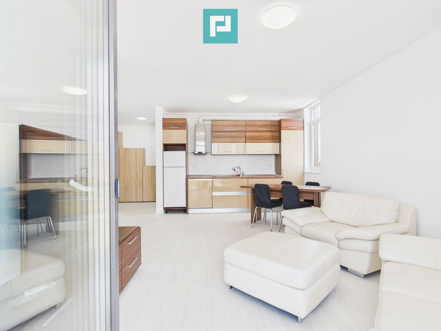 Apartament 3 camere  Nord One - Poză 9