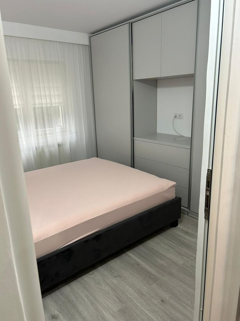 ageuropa.ro vinde apt. 4 cam. 78mp la etajul 2 în Micro 16. - Poză 4