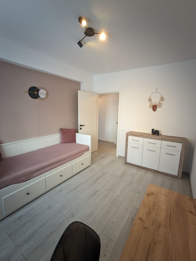 Apartament 3 camere de inchiriat - Poză 14