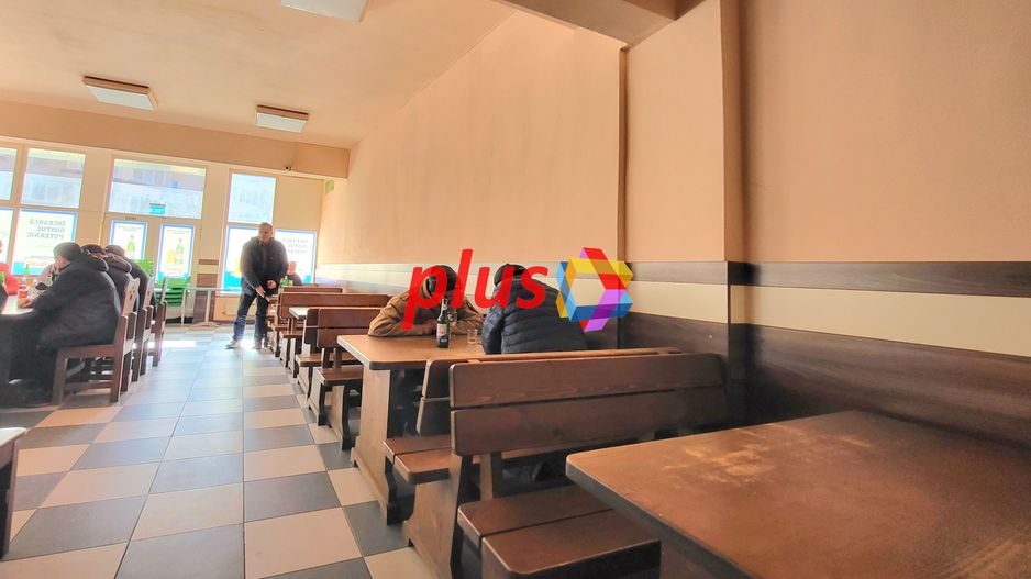 Spatiu comercial - 172 mp cu vad comercial intens - Poză 3