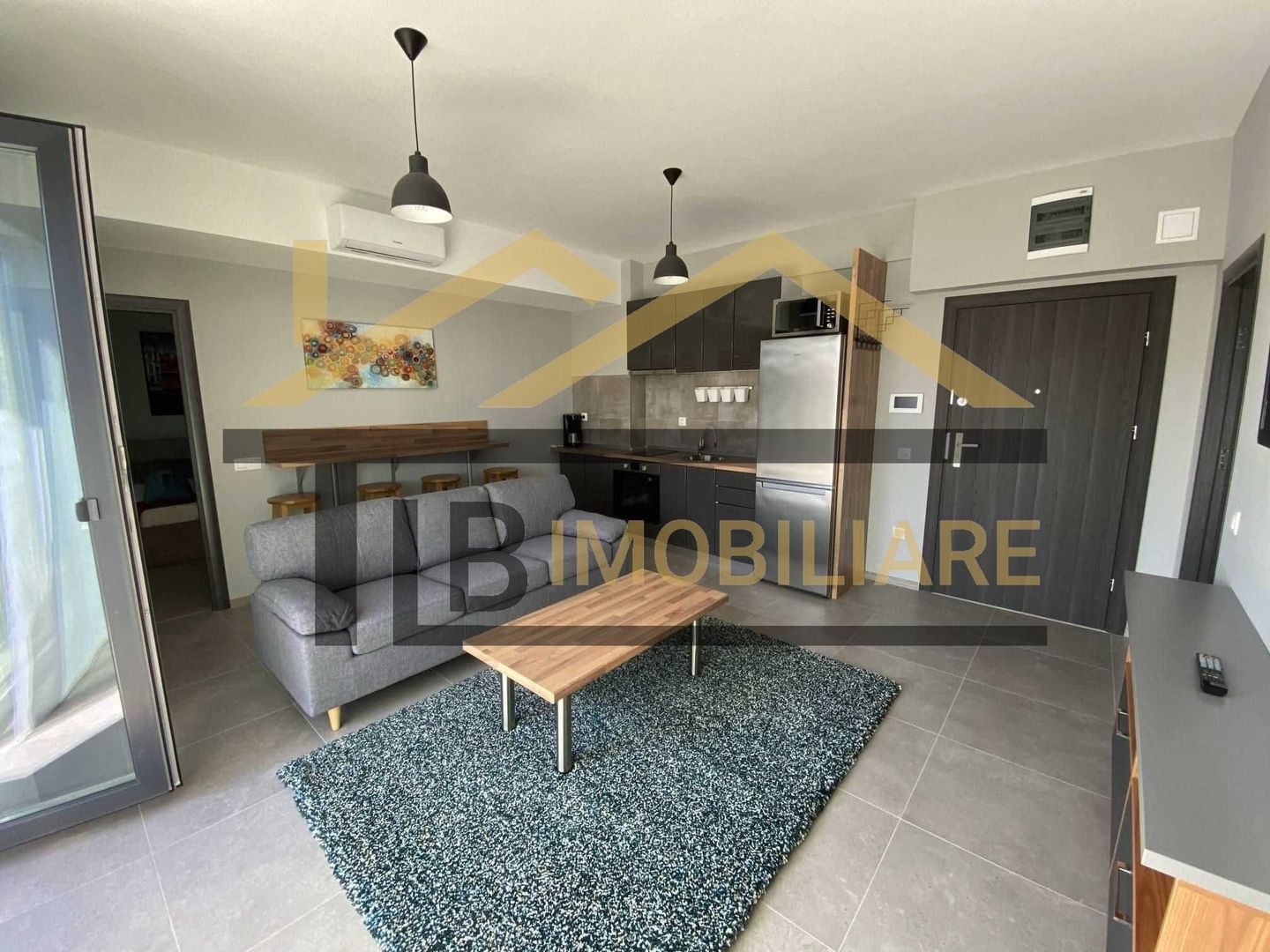 Apartament de 3 camere, 60mp , Zona Ultra-Central - Poză 2