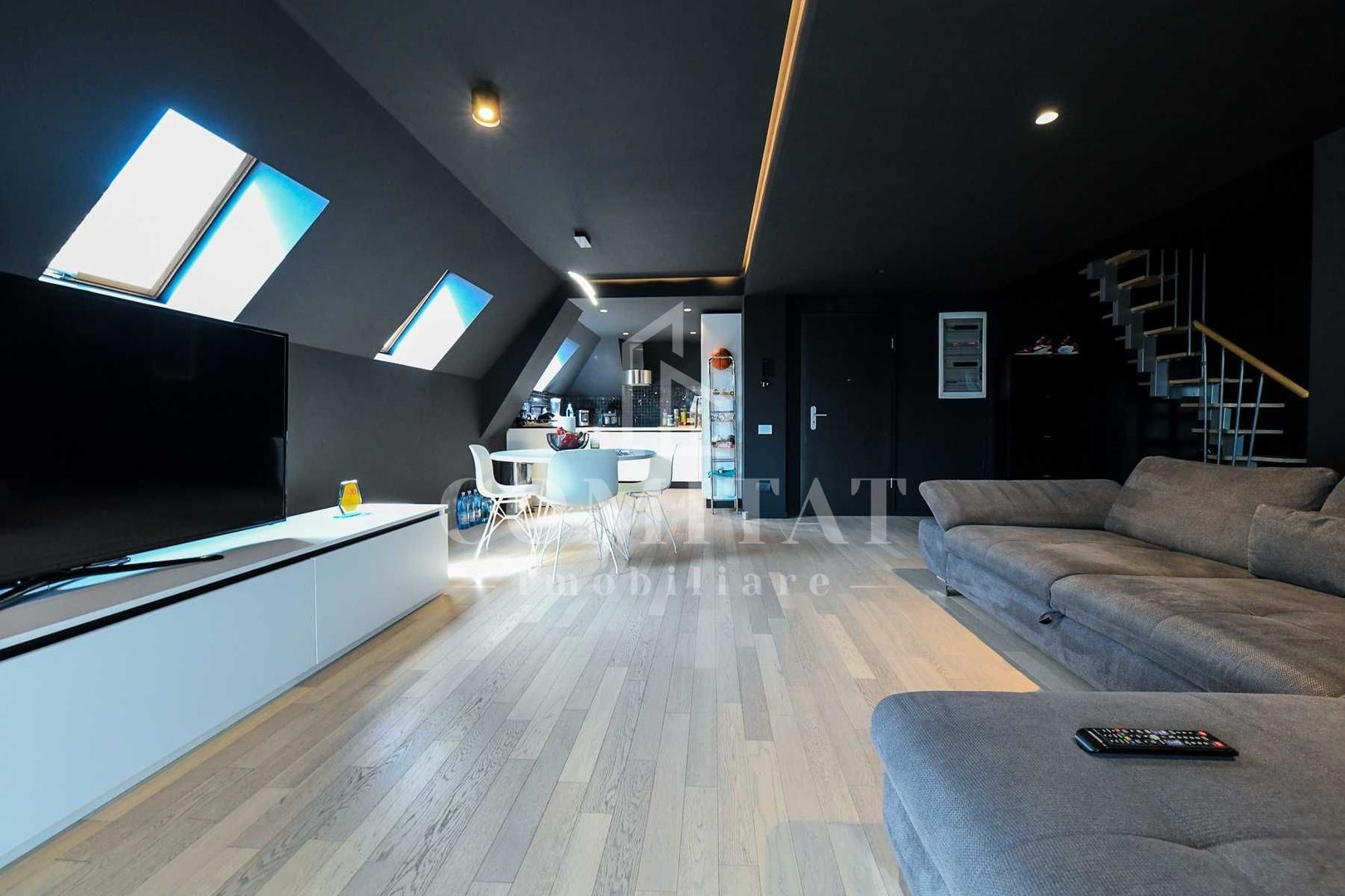 Apartament ultrafinisat cu 2 camere + mansardă | Cartierul Europa - Poză 5